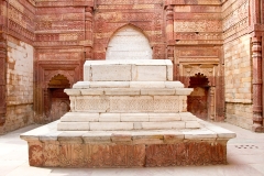 Qutub-8